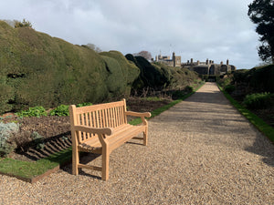 2023-03-04-Winchester bench 6ft in teak wood, Walmer Castle