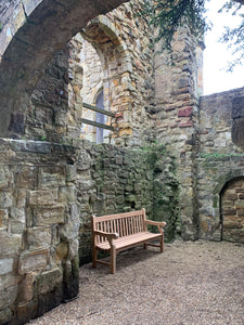 2023-03-04-Winchester bench 6ft in teak wood, Battle Abbey