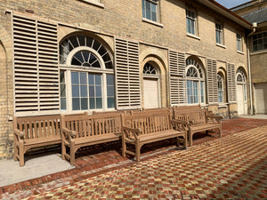 2023-03-19-Winchester bench 6ft in teak wood, Osbourne House