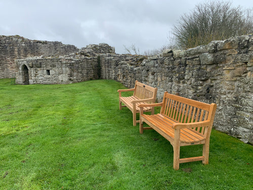 2023-04-01-Rochester bench 5ft in teak wood, Aydon Castle