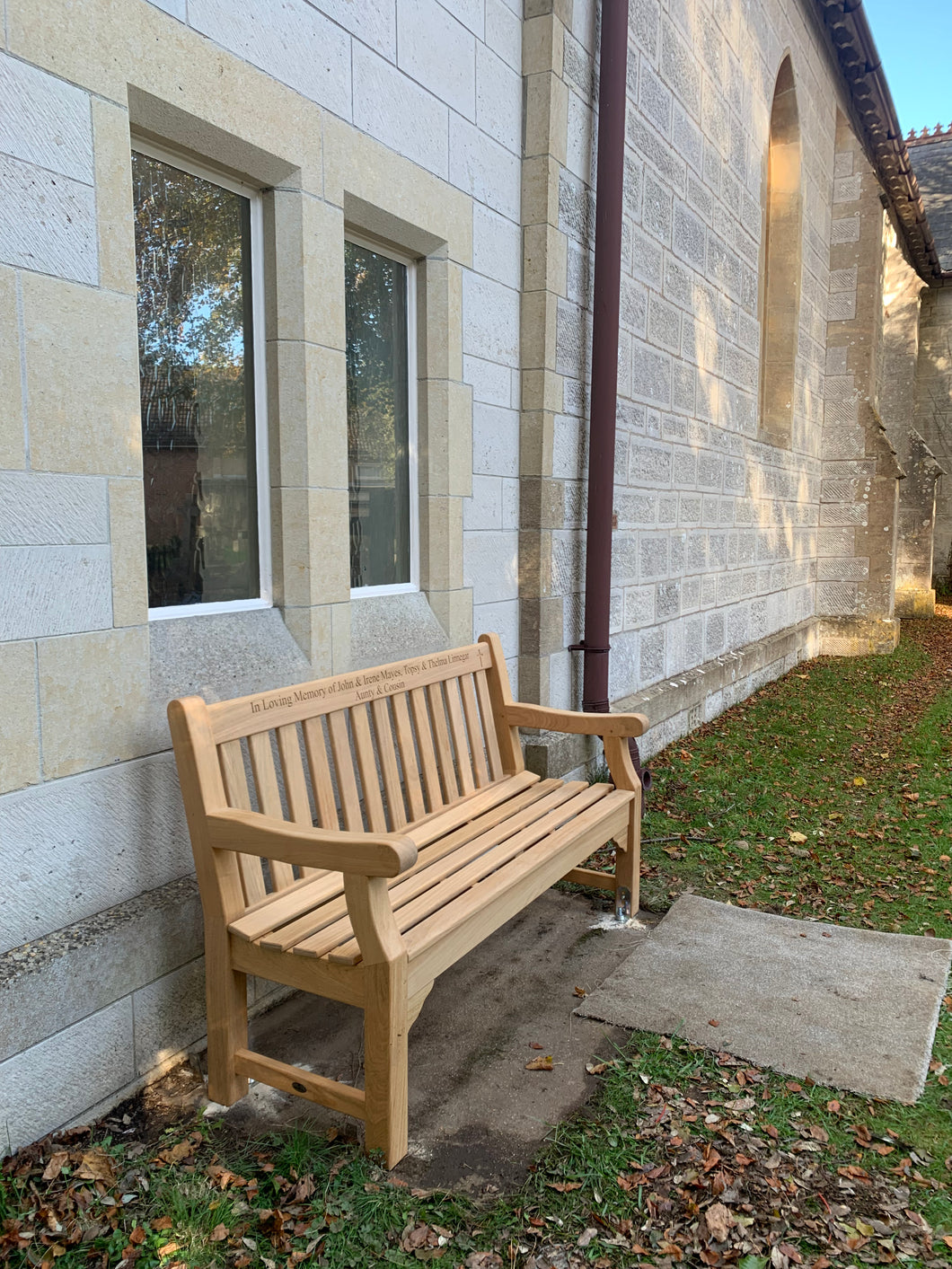 2023-11-7-Royal Park bench 5ft in roble wood-1770