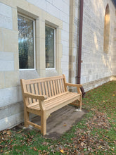 Load image into Gallery viewer, 2023-11-7-Royal Park bench 5ft in roble wood-1770