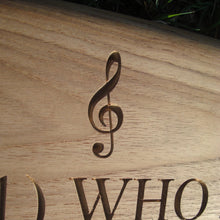 Load image into Gallery viewer, Musical note symbol &quot;Treble Clef&quot; carved into wood on memorial bench - 4mb1550