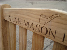 Load image into Gallery viewer, memorial bench with a smokers pipe carved into wood - 4mb0037