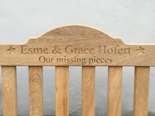 Load image into Gallery viewer, memorial bench with star symbol carved into the wood 4mb4694
