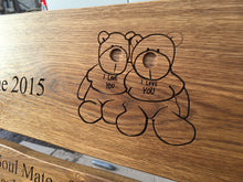 Load image into Gallery viewer, memorial bench with Teddy bear carved into the wood - 4mb4083