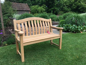 Turnberry Memorial Bench 4ft in FSC Certified Roble wood