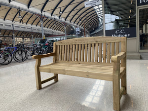 2019-04-15-Cardiff bench 6ft in softwood-5801