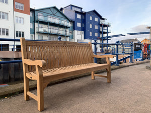 Sarah Jayne trawler image carved on memorial bench