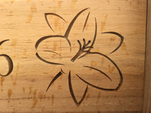 Load image into Gallery viewer, memorial bench with lilly flower carved into wood-4mb4478