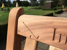 Load image into Gallery viewer, memorial bench with golf club and ball carved into wood - 4mb4548