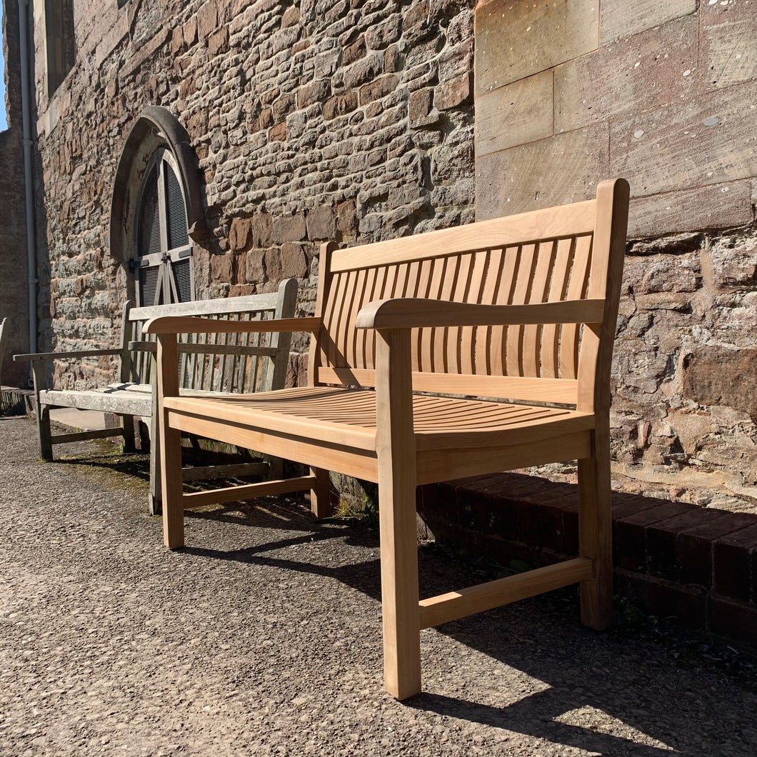 Scarborough Memorial Bench 4ft In teak wood