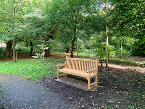 2019-10-10-Kenilworth bench 6ft in teak wood-5961